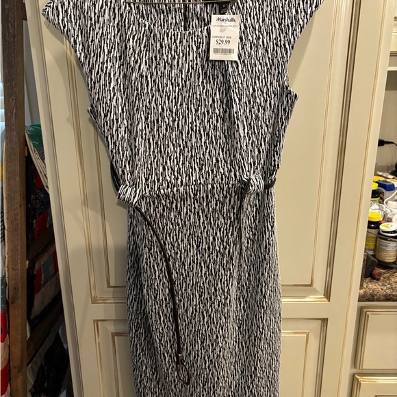 Connected apparel dress new with tags sleeveless ladies size 8 - Picture 1 of 7